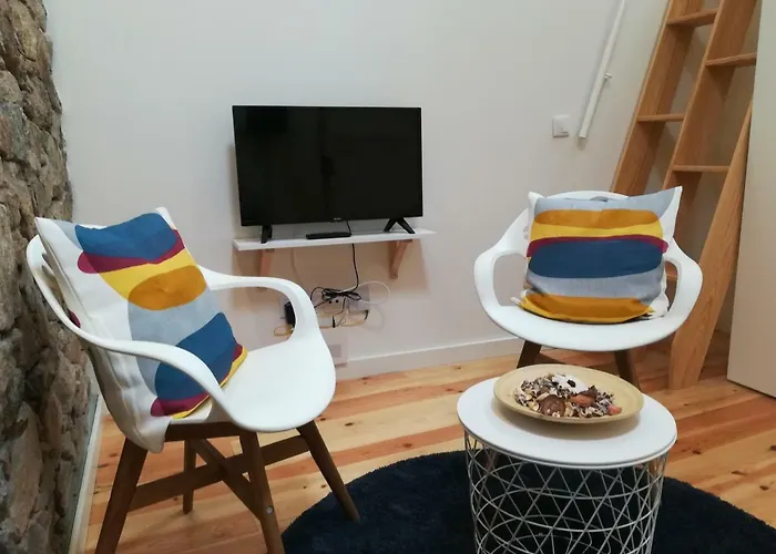 Aposentus - Your With A Remarkable View